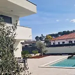 Leo ポレッチ